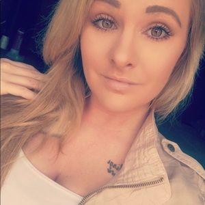 Meet your Posher, Katie